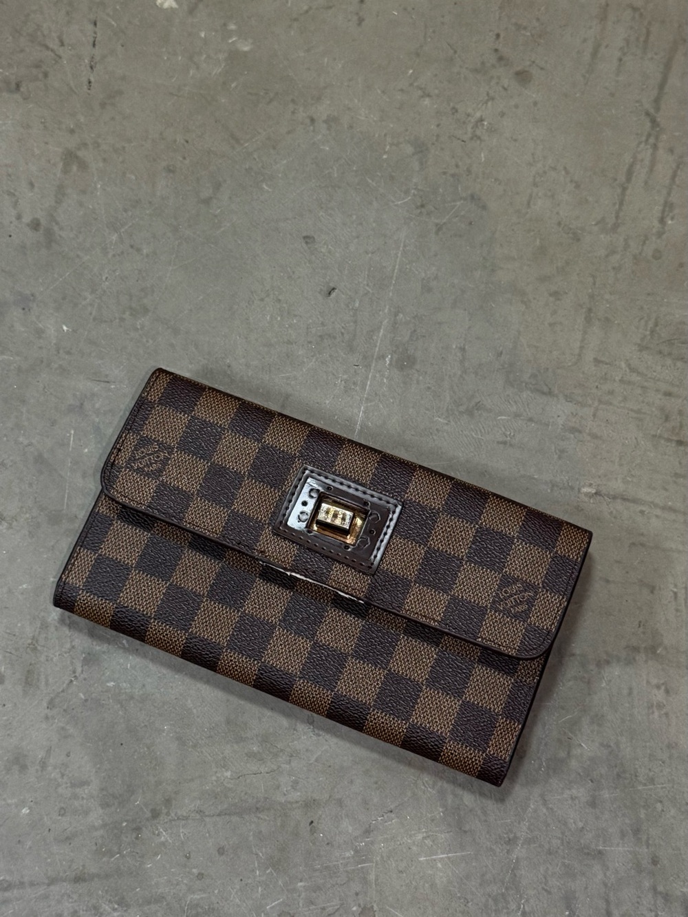 Louis Vuitton Damier Ebene Long Wallet Brown Checkered – Broken Lock